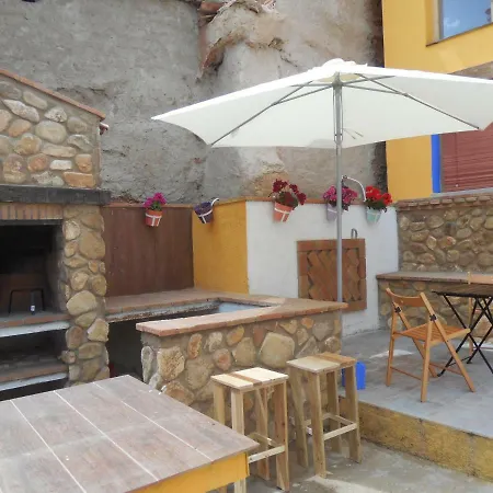 Casa Isabel * Olvés